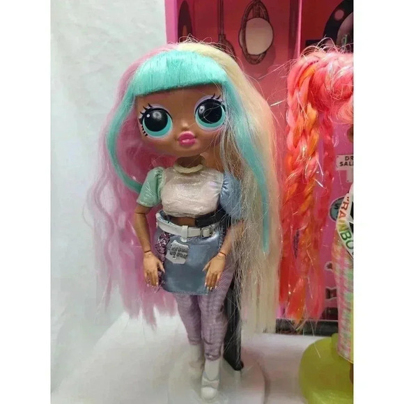 LOL Surprise OMG doll Lot Plus Accessories - Picture 2 of 13